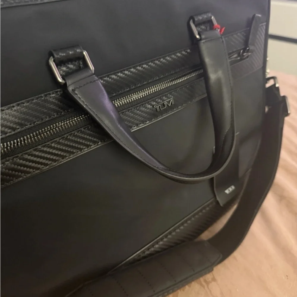 Tumi Eastshore Slim Brief Black